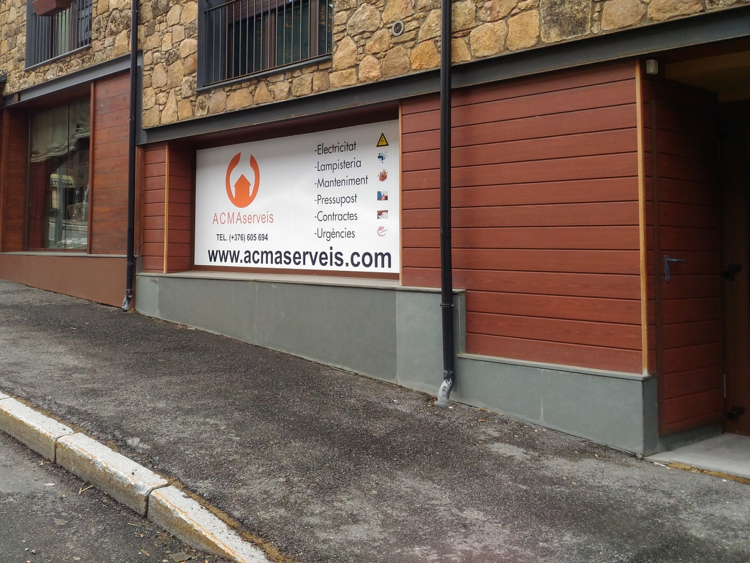 Exterior oficines Exterior oficines
